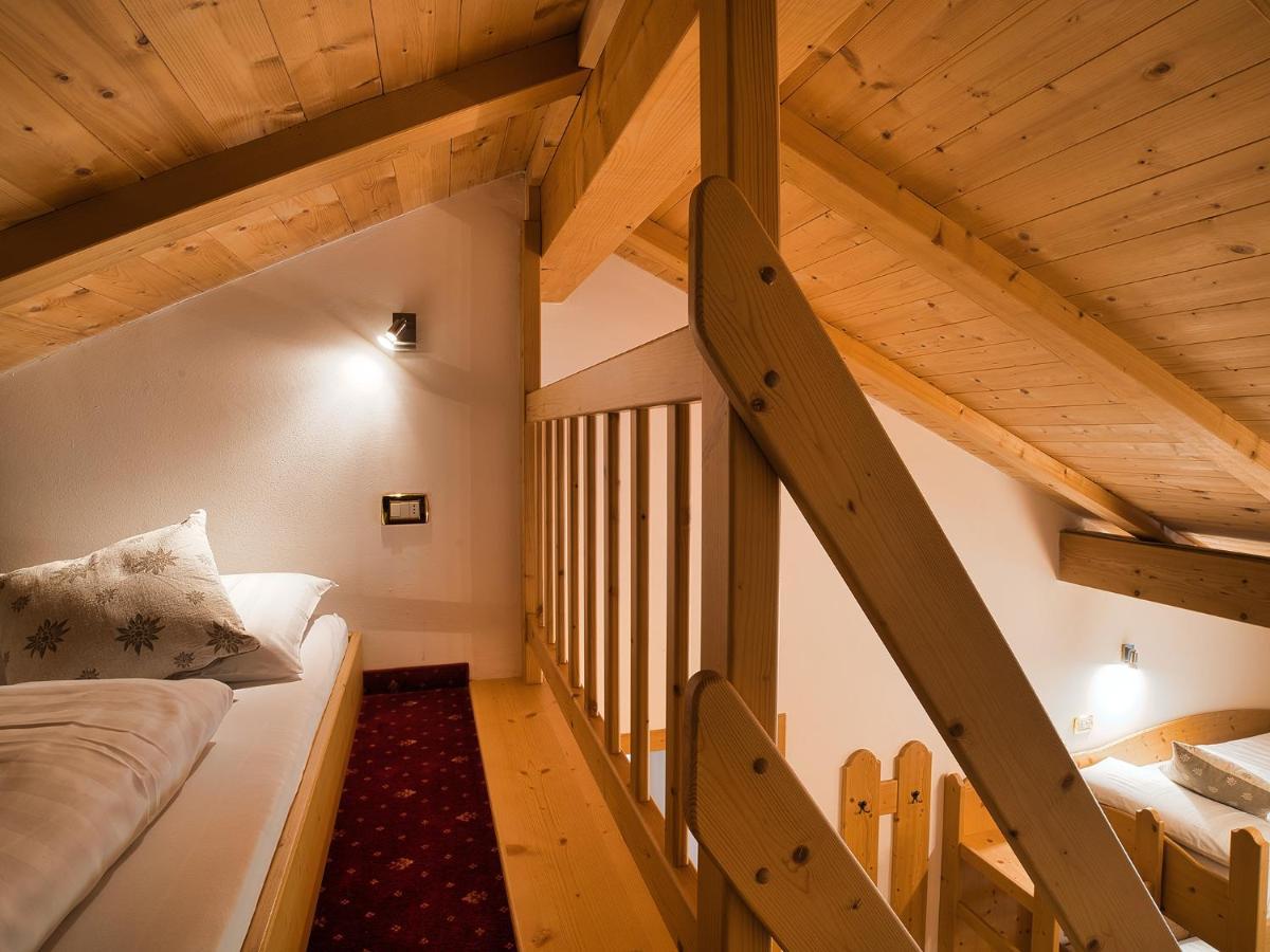 Hotel Monte44 Selva di Val Gardena Luaran gambar